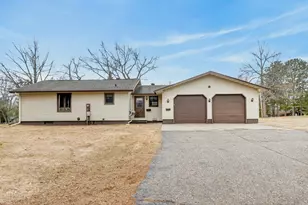 901 NW 9th St, Grand Rapids, MN 55744 - Photo 8