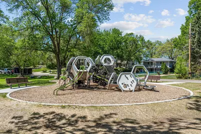 178 Peninsula Road, Medicine Lake, MN 55441 - Photo 72