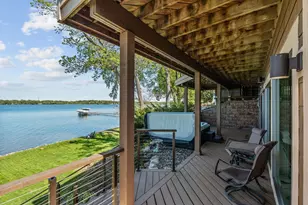 178 Peninsula Rd, Medicine Lake, MN 55441 - Photo 48