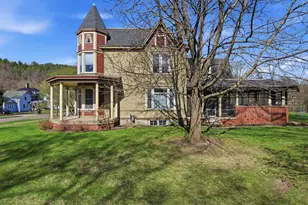 435 Jefferson St, Eau Claire, WI 54701 - Photo 8