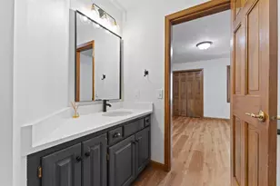 5619 Dunlap Ave N, Shoreview, MN 55126 - Photo 24