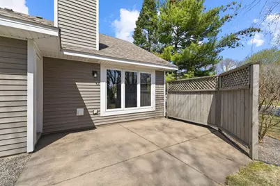 5619 Dunlap Avenue N, Shoreview, MN 55126 - Photo 30