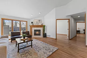 5619 Dunlap Ave N, Shoreview, MN 55126 - Photo 12