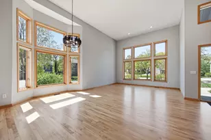 5750 Newberry Cir N, Stillwater, MN 55082 - Photo 8