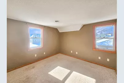 221 W Park Avenue, Warren, MN 56762 - Photo 16