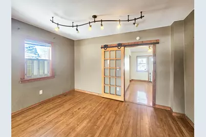 221 W Park Avenue, Warren, MN 56762 - Photo 2