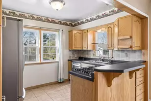 199 Ferndale Street N, Maplewood, MN 55119 - Photo 6