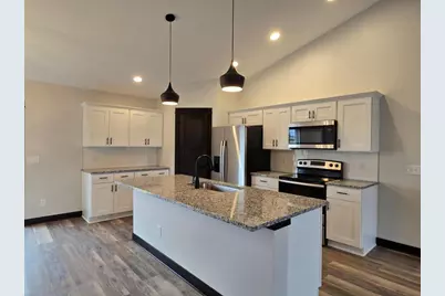 656 Daisy Court, Lake Crystal, MN 56055 - Photo 8