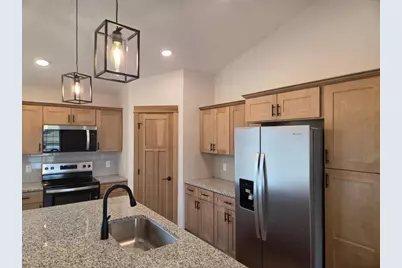 656 Daisy Court, Lake Crystal, MN 56055 - Photo 6