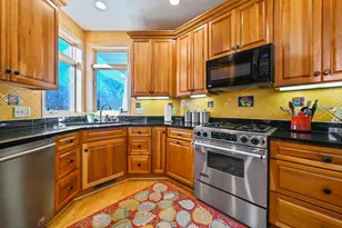14802 Margaret Pl, Minnetonka, MN 55345 - Photo 2