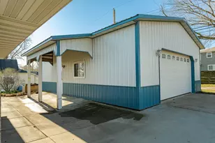 213 Main St N, Claremont, MN 55924 - Photo 2