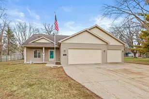 125 Park Ave, Big Lake, MN 55309 - Photo 2