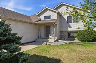 327 4th Ave SE, Saint Joseph, MN 56374 - Photo 2