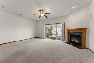 10859 Kingsfield Ln, Woodbury, MN 55129 - Photo 16