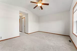 10859 Kingsfield Ln, Woodbury, MN 55129 - Photo 24