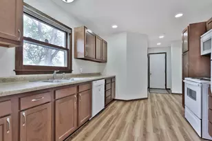 7596 Jackson St NE, Fridley, MN 55432 - Photo 26