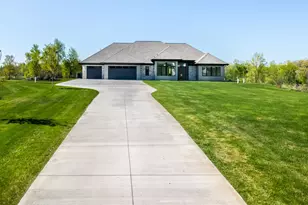 9735 Frontier Ln, Lakeville, MN 55044 - Photo 2