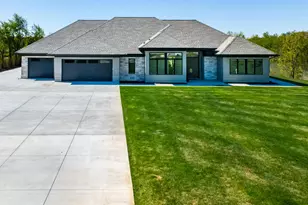 9735 Frontier Ln, Lakeville, MN 55044 - Photo 4