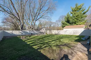 925 E Main St, Mankato, MN 56001 - Photo 32