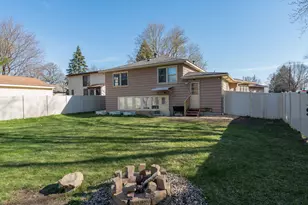 925 E Main St, Mankato, MN 56001 - Photo 30