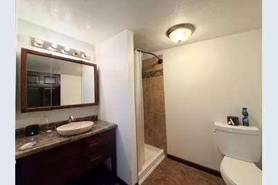925 2nd Avenue SW, Pipestone, MN 56164 - Photo 20