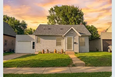 925 2nd Avenue SW, Pipestone, MN 56164 - Photo 1