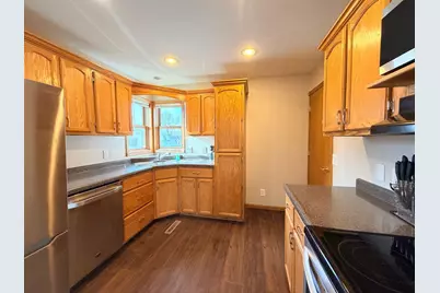 925 2nd Avenue SW, Pipestone, MN 56164 - Photo 8