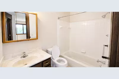 328 Lake Street #7, Clinton, MN 56225 - Photo 12