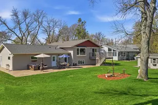 225 10th St SE, Wells, MN 56097 - Photo 34