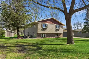 225 10th St SE, Wells, MN 56097 - Photo 42