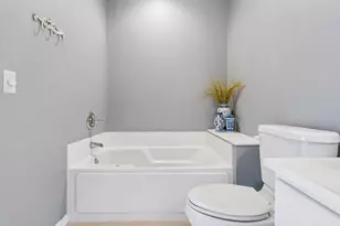 8377 Crabapple Ct, Victoria, MN 55386 - Photo 20