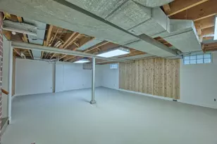 1008 Douglas Ave, Eveleth, MN 55734 - Photo 16