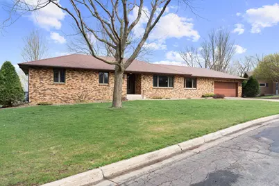 1455 Sunset Drive SW, Owatonna, MN 55060 - Photo 4