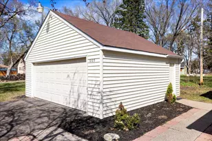 1005 90th Ave NE, Blaine, MN 55434 - Photo 4