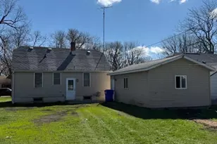 605 N Columbia Ave, Fulda, MN 56131 - Photo 2