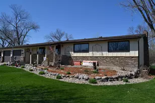 1221 Fairview St, Marshall, MN 56258 - Photo 4