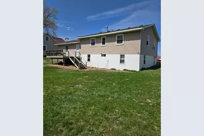 610 8th Avenue NE, Waseca, MN 56093 - Photo 12