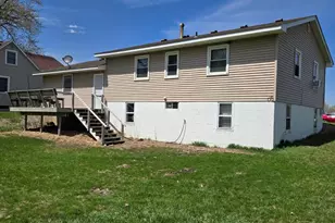 610 8th Ave NE, Waseca, MN 56093 - Photo 12