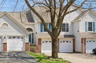 11077 Oregon Curv, Bloomington, MN 55438 - Photo 2