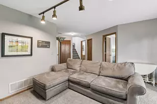 11077 Oregon Curv, Bloomington, MN 55438 - Photo 34