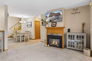 467 Aqua Cir, Lino Lakes, MN 55014 - Photo 4