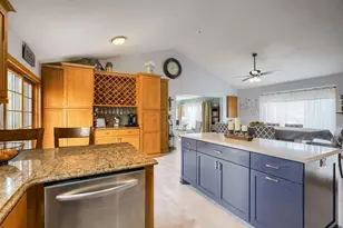7478 31st St N, Oakdale, MN 55128 - Photo 6