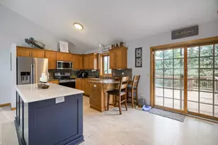 7478 31st St N, Oakdale, MN 55128 - Photo 4