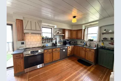 321 E 2nd Street, Redwood Falls, MN 56283 - Photo 12