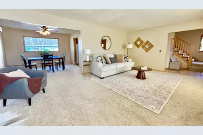 920 Arnold Avenue N, Thief River Falls, MN 56701 - Photo 6