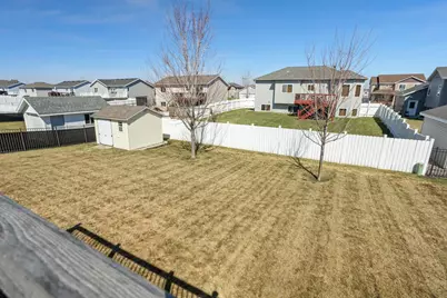 4745 48th Avenue S, Fargo, ND 58104 - Photo 6