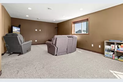 4745 48th Avenue S, Fargo, ND 58104 - Photo 24