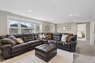 6332 Wilryan Ave, Edina, MN 55439 - Photo 32