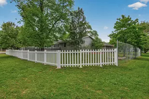 8600 31st Ave N, Crystal, MN 55427 - Photo 4