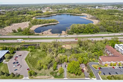 1221 County Road D E, Vadnais Heights, MN 55109 - Photo 6